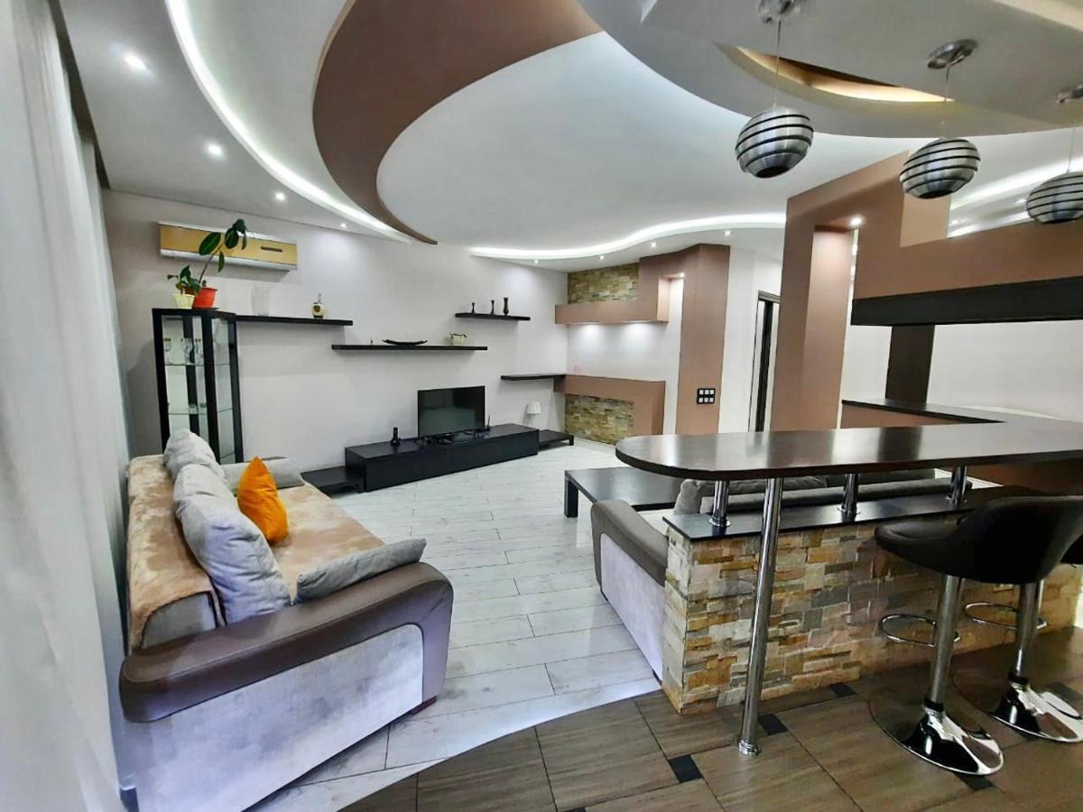 Жк Самал Де Люкс Apartment อัลมาตี ภายนอก รูปภาพ